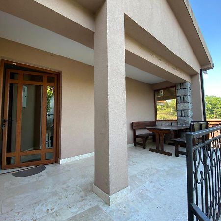 Guest House Radoman Virpazar Bagian luar foto