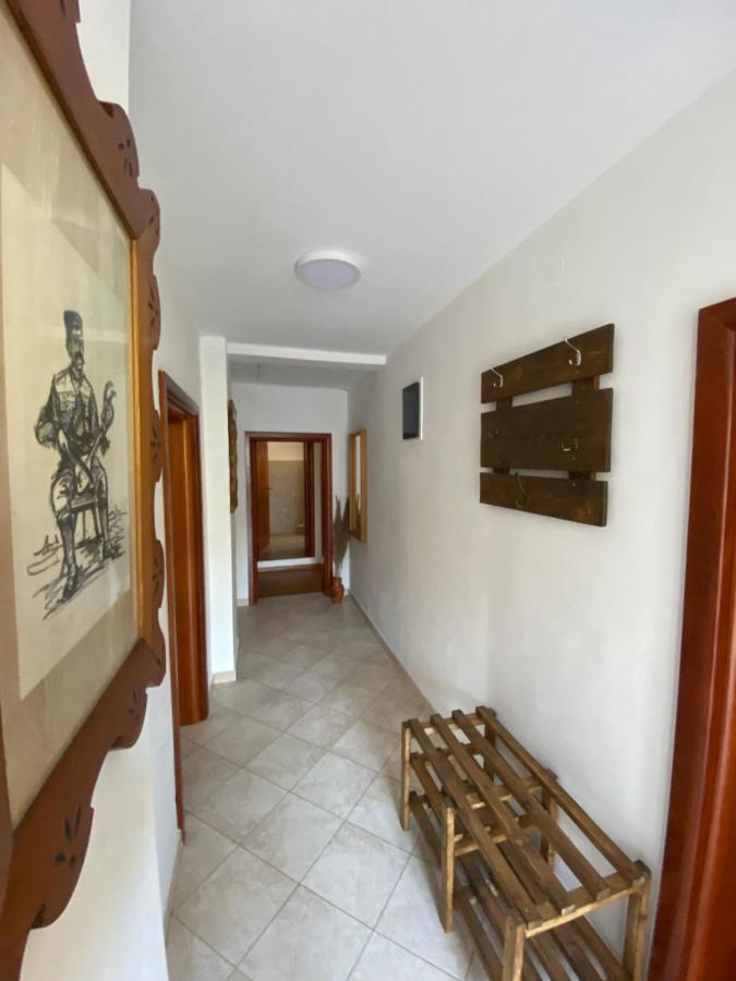 Guest House Radoman Virpazar Bagian luar foto