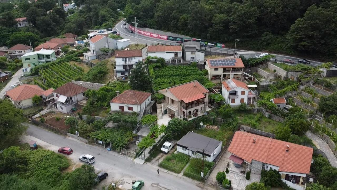 Guest House Radoman Virpazar Bagian luar foto