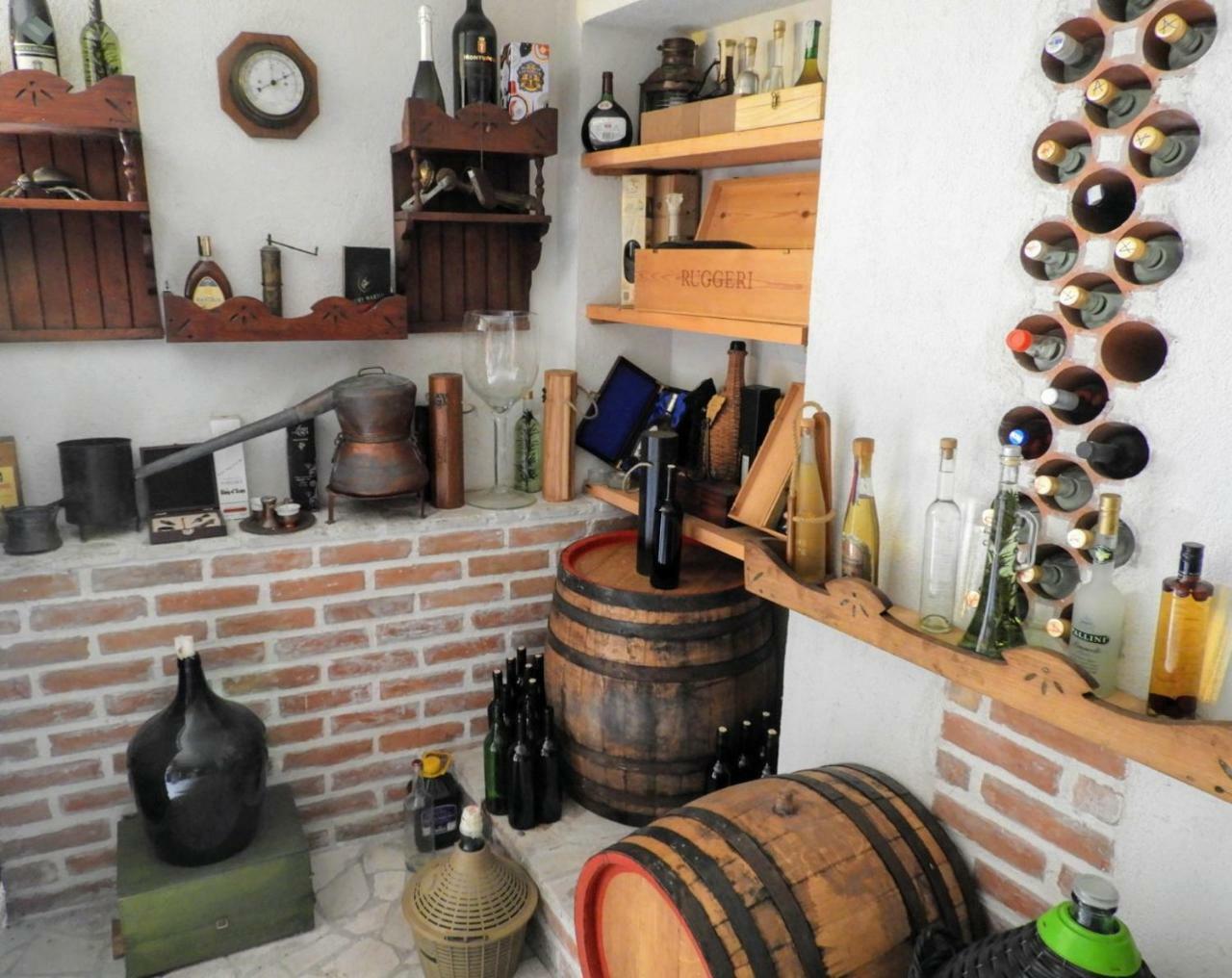 Guest House Radoman Virpazar Bagian luar foto